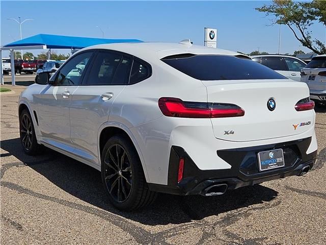 2023 BMW X4 M40i