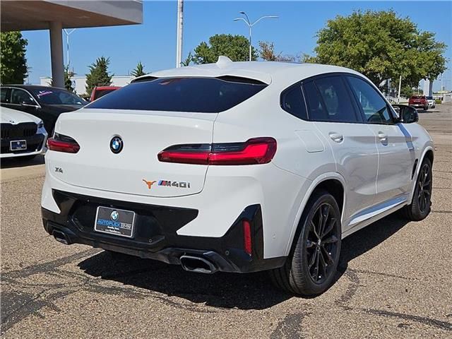 2023 BMW X4 M40i