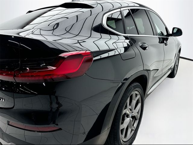 2023 BMW X4 xDrive30i