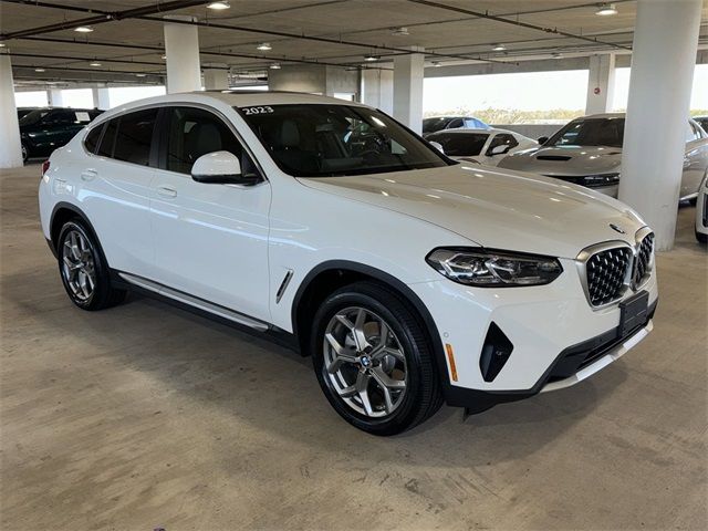 2023 BMW X4 xDrive30i