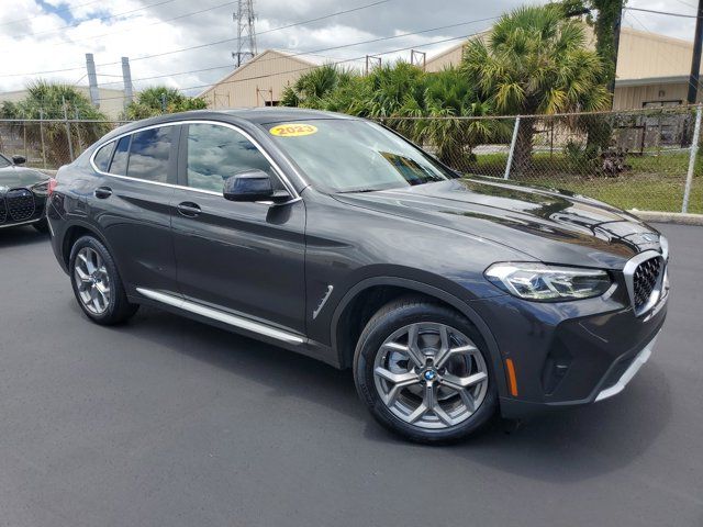 2023 BMW X4 xDrive30i