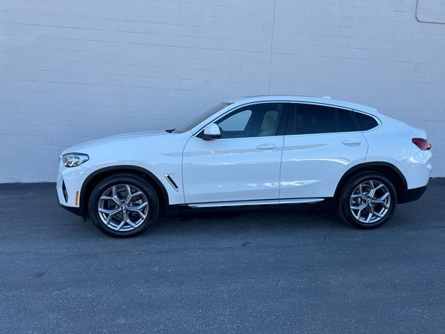 2023 BMW X4 xDrive30i