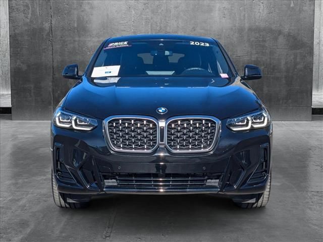 2023 BMW X4 xDrive30i