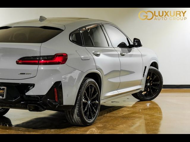 2023 BMW X4 xDrive30i