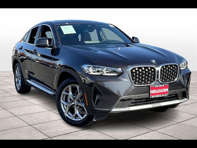 2023 BMW X4 xDrive30i