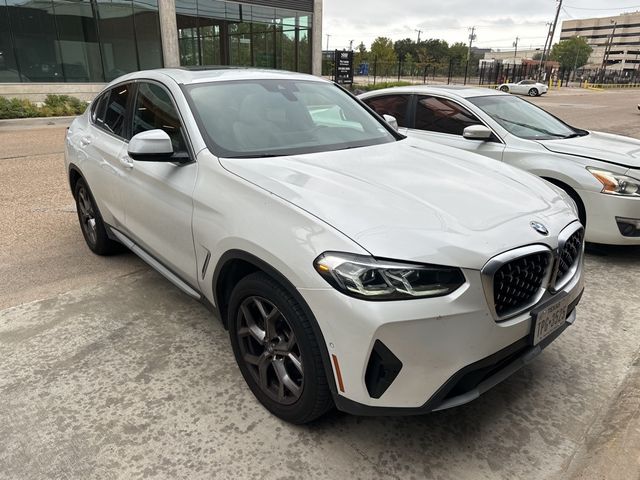 2023 BMW X4 xDrive30i