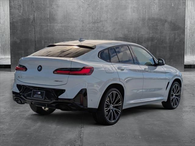 2023 BMW X4 xDrive30i