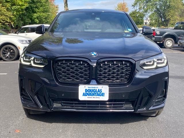 2023 BMW X4 xDrive30i