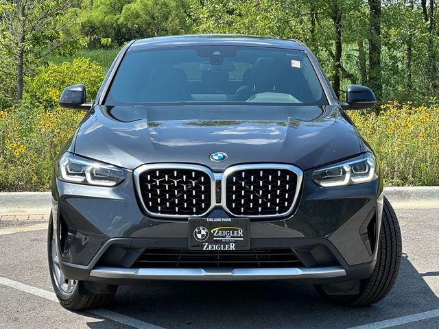 2023 BMW X4 xDrive30i