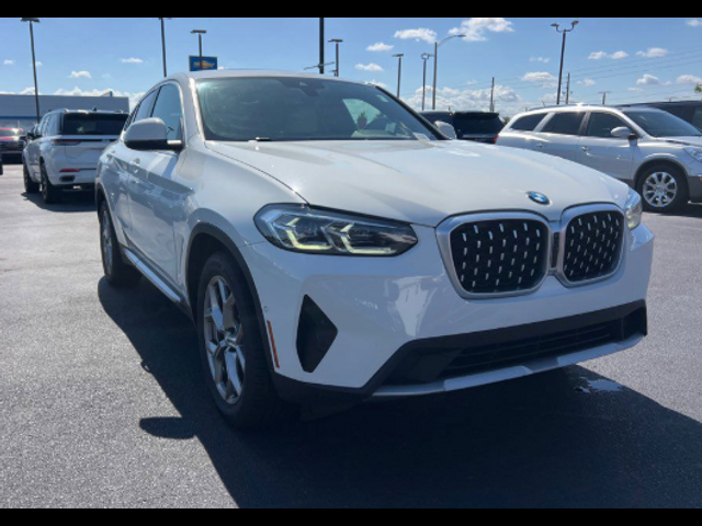 2023 BMW X4 xDrive30i