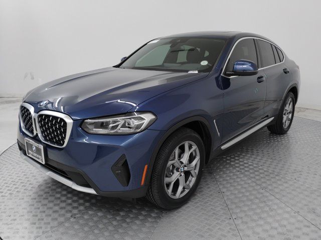 2023 BMW X4 xDrive30i