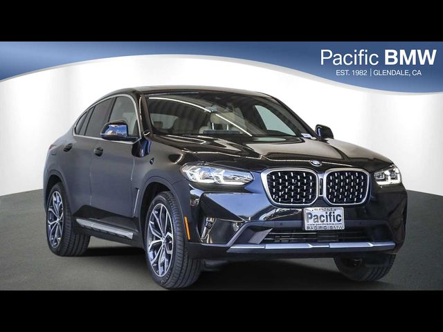 2023 BMW X4 xDrive30i