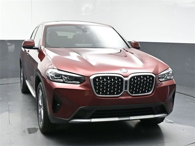 2023 BMW X4 xDrive30i