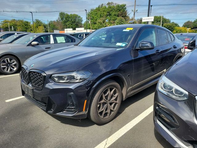 2023 BMW X4 xDrive30i