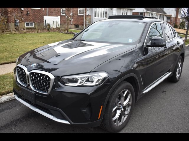 2023 BMW X4 xDrive30i