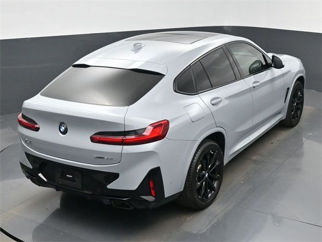 2023 BMW X4 xDrive30i