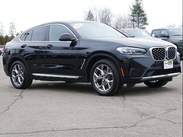 2023 BMW X4 xDrive30i