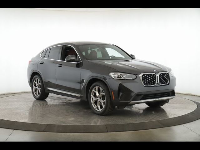 2023 BMW X4 xDrive30i