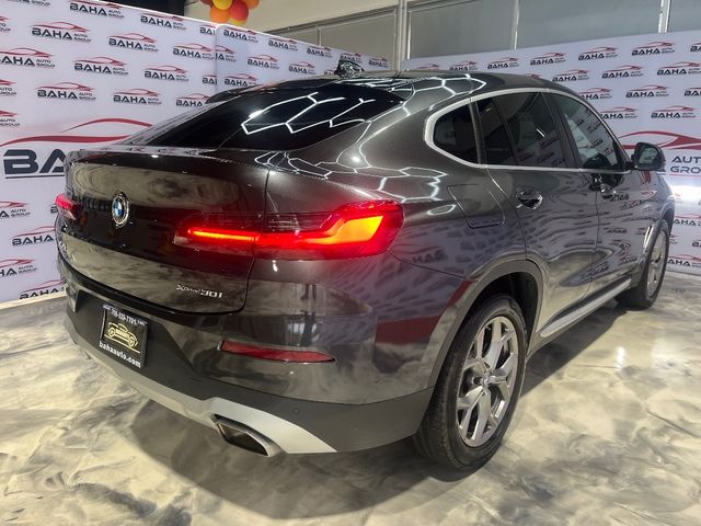 2023 BMW X4 xDrive30i