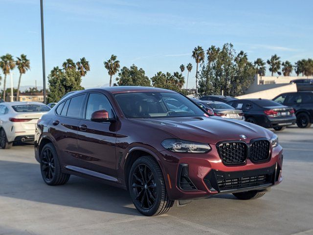 2023 BMW X4 xDrive30i