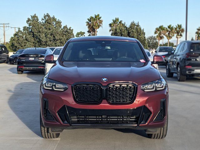 2023 BMW X4 xDrive30i