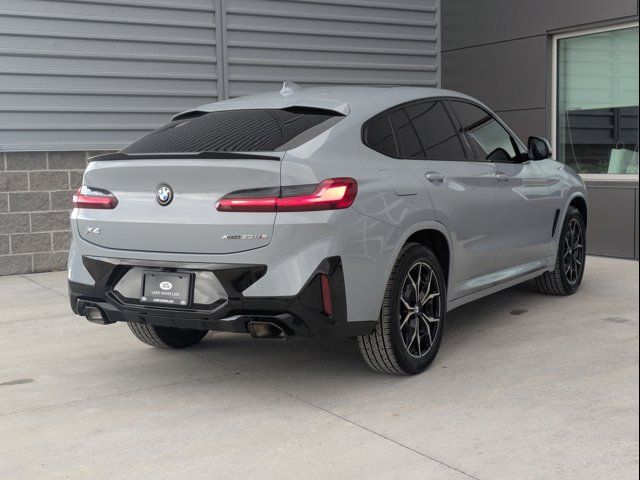 2023 BMW X4 xDrive30i