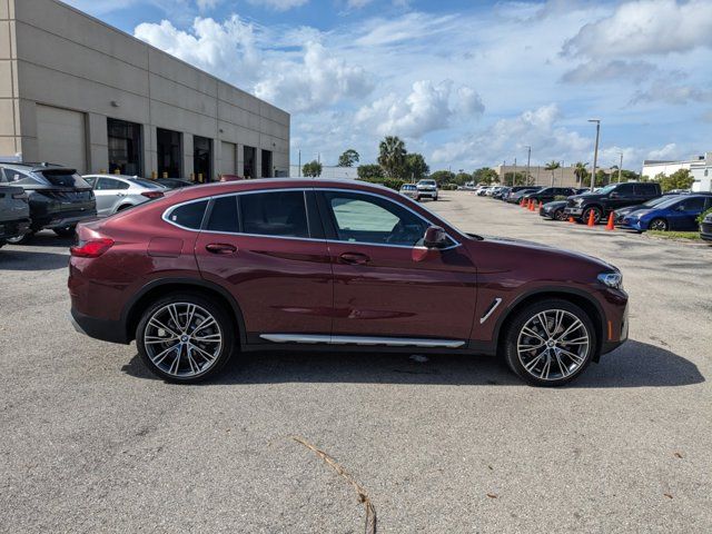 2023 BMW X4 xDrive30i