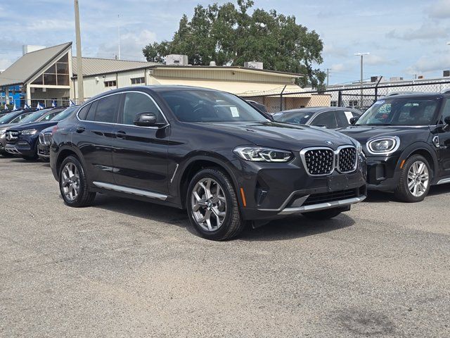 2023 BMW X4 xDrive30i