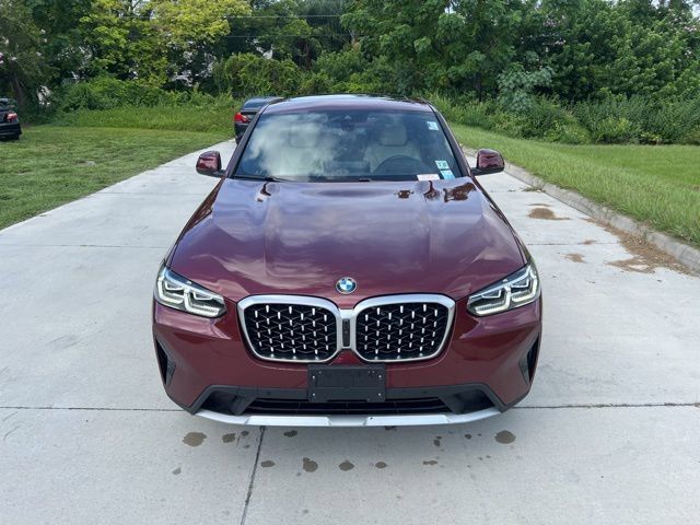 2023 BMW X4 xDrive30i