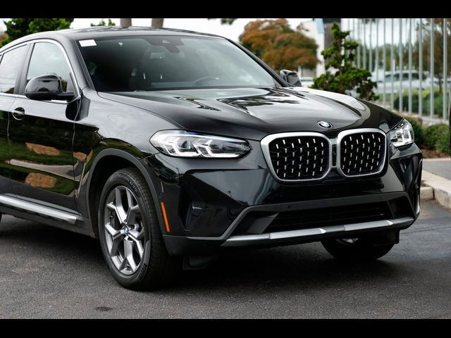 2023 BMW X4 xDrive30i