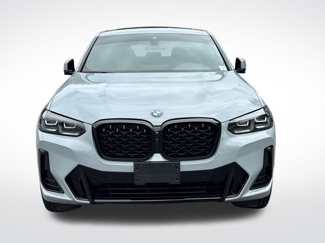 2023 BMW X4 xDrive30i