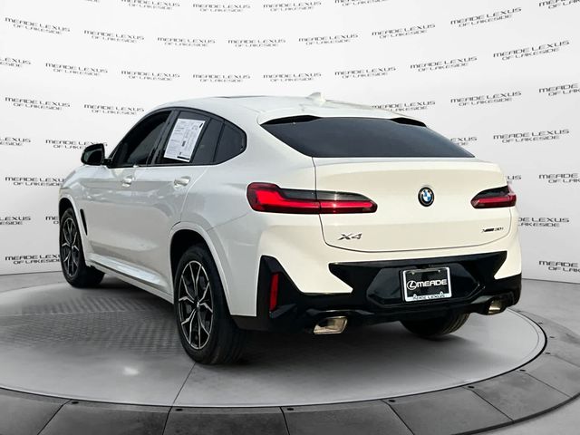 2023 BMW X4 xDrive30i