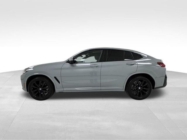 2023 BMW X4 xDrive30i