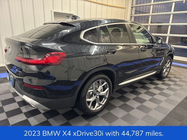 2023 BMW X4 xDrive30i