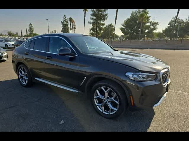 2023 BMW X4 xDrive30i