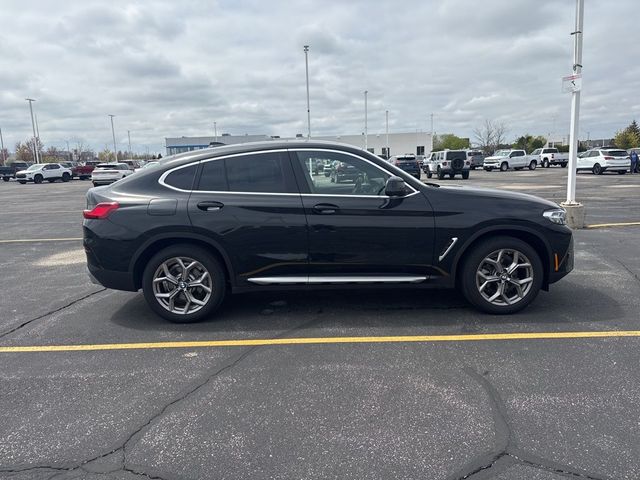 2023 BMW X4 xDrive30i