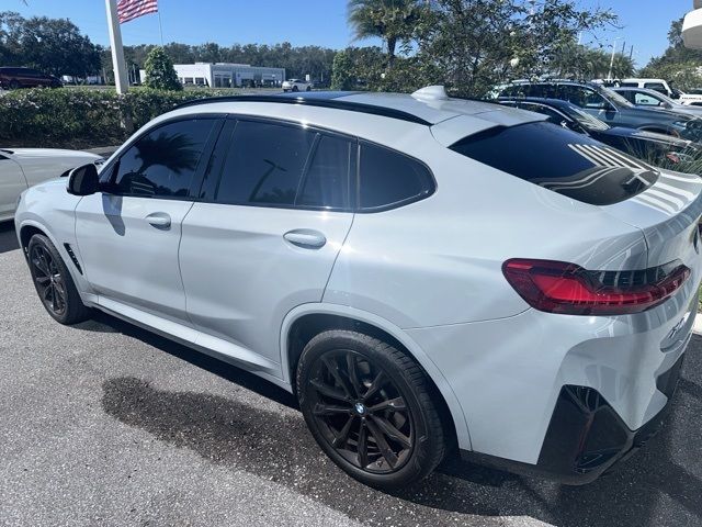 2023 BMW X4 xDrive30i