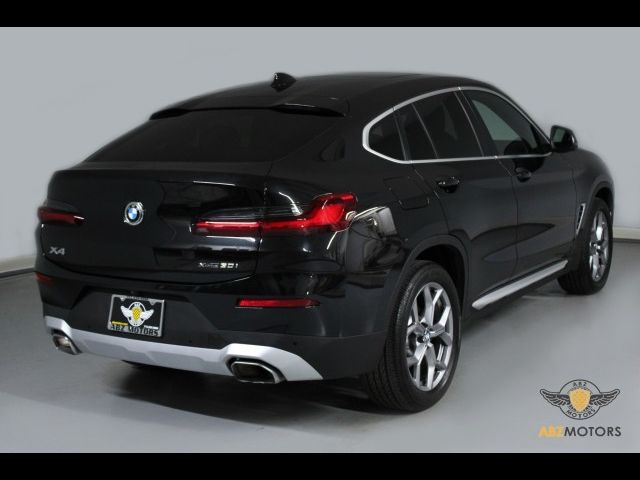 2023 BMW X4 xDrive30i