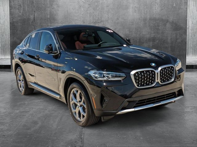 2023 BMW X4 xDrive30i