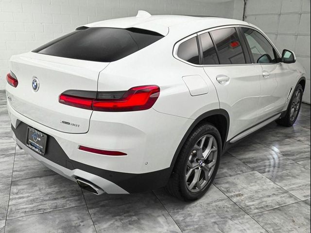 2023 BMW X4 xDrive30i