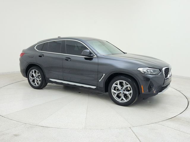 2023 BMW X4 xDrive30i