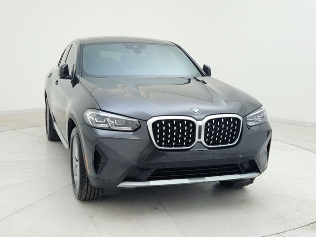 2023 BMW X4 xDrive30i