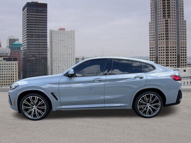 2023 BMW X4 xDrive30i