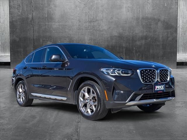 2023 BMW X4 xDrive30i