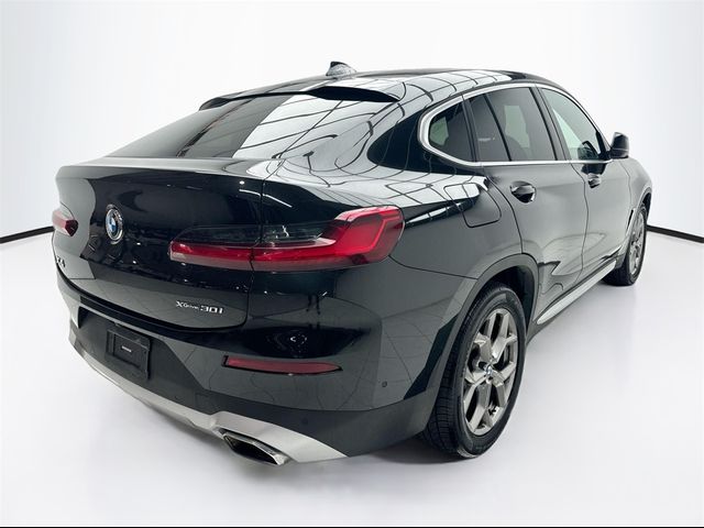 2023 BMW X4 xDrive30i