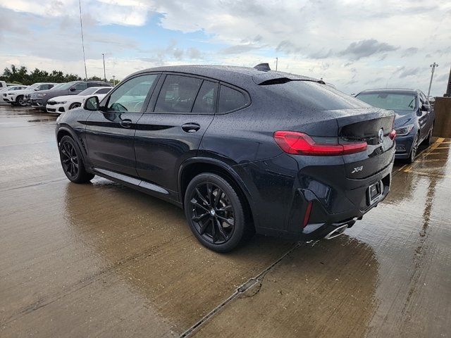 2023 BMW X4 xDrive30i