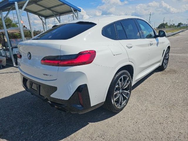 2023 BMW X4 xDrive30i