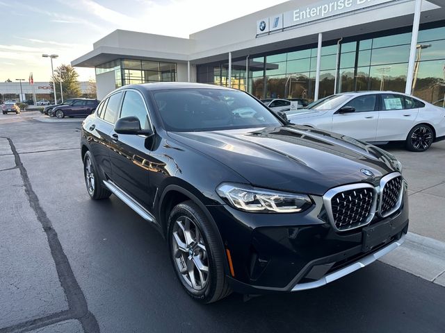 2023 BMW X4 xDrive30i