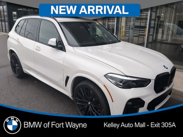 2023 BMW X5 M50i