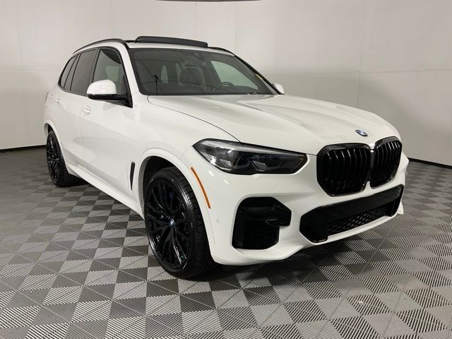 2023 BMW X5 M50i